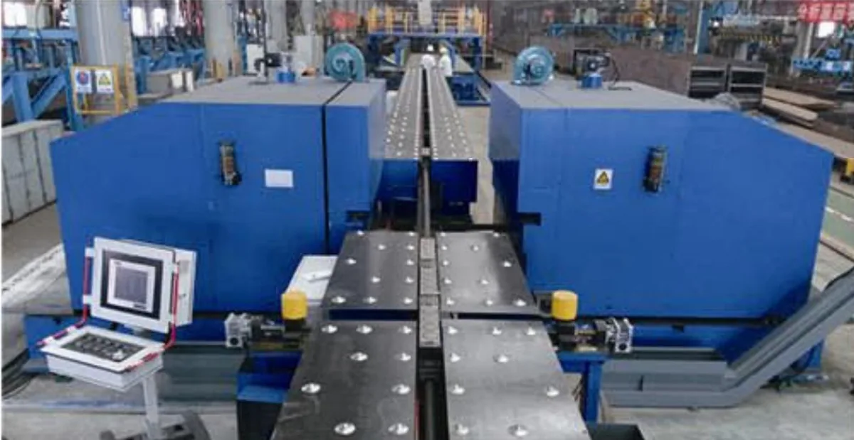 Applications equipment application at Hualu Equipment