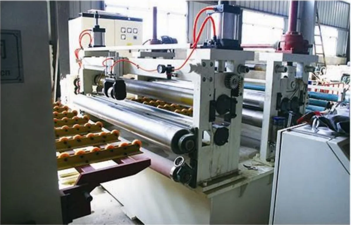 Tower Manufacturing Industrial Metal Plate Straightening Processing Line equipment application at Hualu Equipment