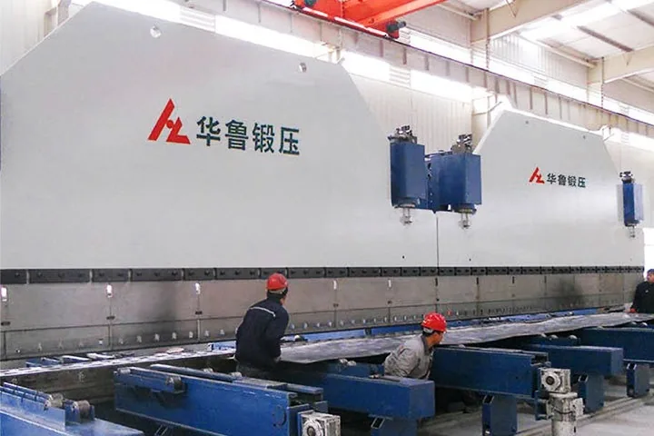 Heavy Duty Press Brake equipment application at Hualu Equipment