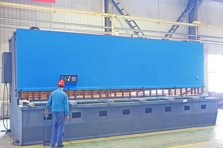 Heavy Duty Plate Shearing Machine equipment application at Hualu Equipment